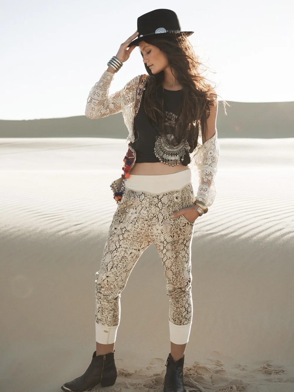 Spell & The Gypsy Python Trackies - Picture 1 of 11